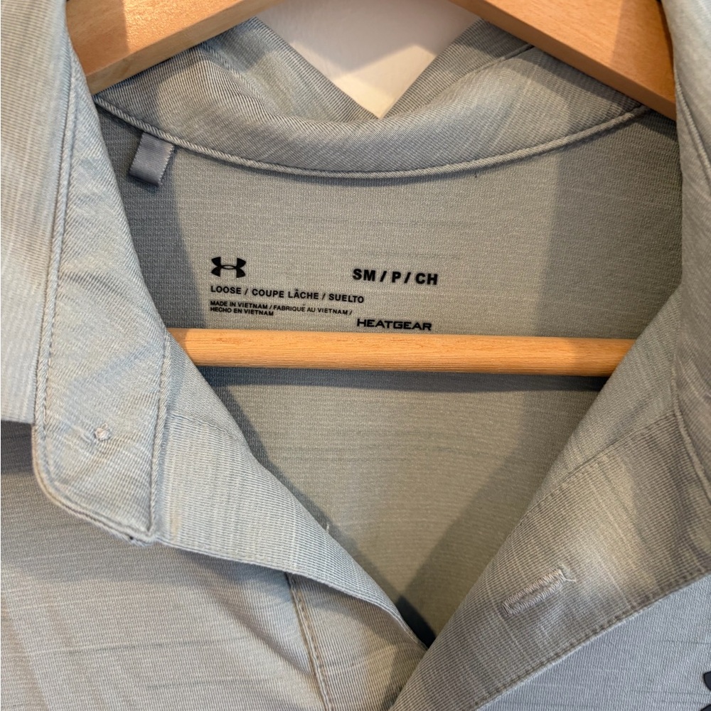 Bundle of four Men's Polo Shirts under armour and Nike dry fit size small - Picture 7 of 12